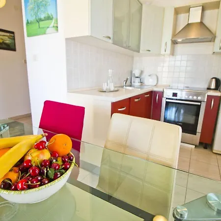 With A Parking Space - 16247 شقة سبليت